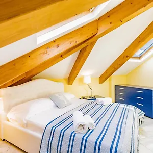 Star House Marina dʼAndora